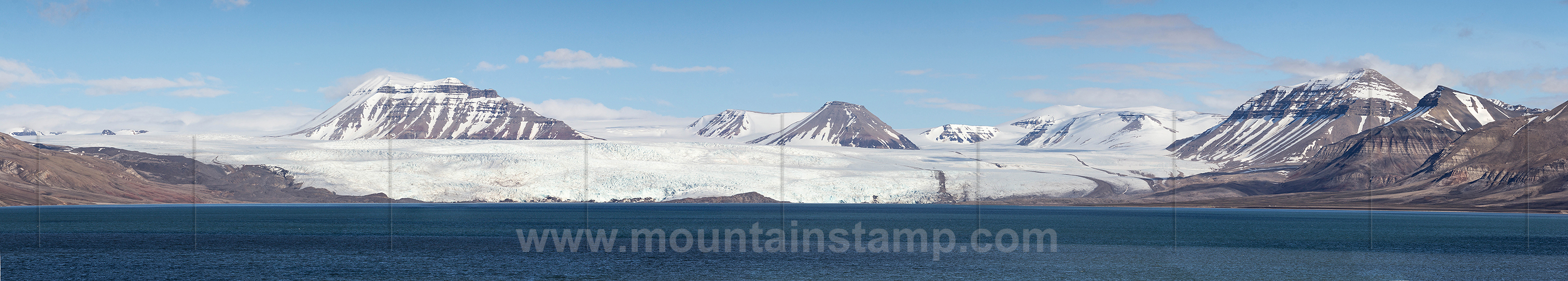 Svalbard panorama Billefjorden