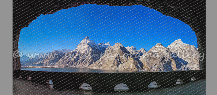 Axenstrasse entlang des Urnersee Schweizer Alpenpanorama